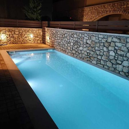 Lydia'S Inn 1 With Private Pool Melíssion エクステリア 写真
